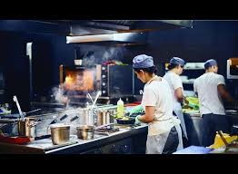Behind the Scenes of Your Food Delivery The Quiet Rise of Cloud Kitchens